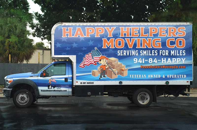 Happy-helpers-moving-car